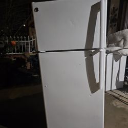 Refrigerator En Buenas Condisiones 