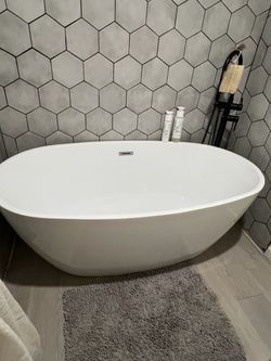 Designer standalone tub