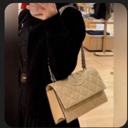 Tory Burch Purse Got it for 640$ Never Used! Brand New