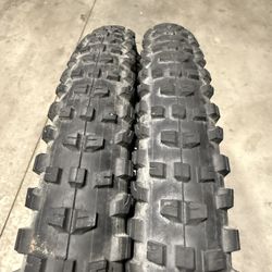 29” X 2.6” Bontrager XR4 Comp MTB Tires