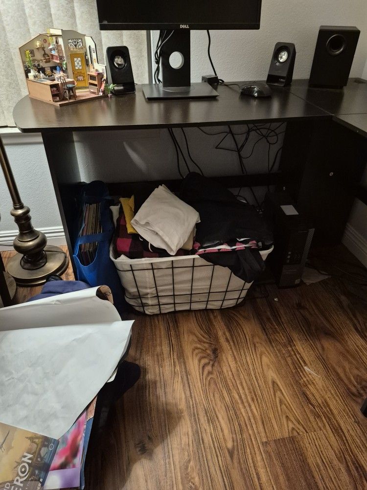 Black Corner Desk