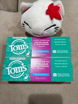 The Original Tom's Of Maine Toothpaste Peppermint 4.50 Ounce 2 Pack Brand New Sealed