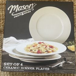 Mason Craft & More Set Of 4 Ceramic Dinner Plates Brand New In The Box