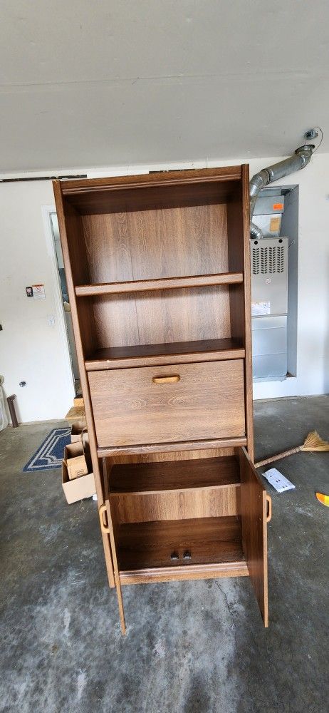 Wall Cabinet