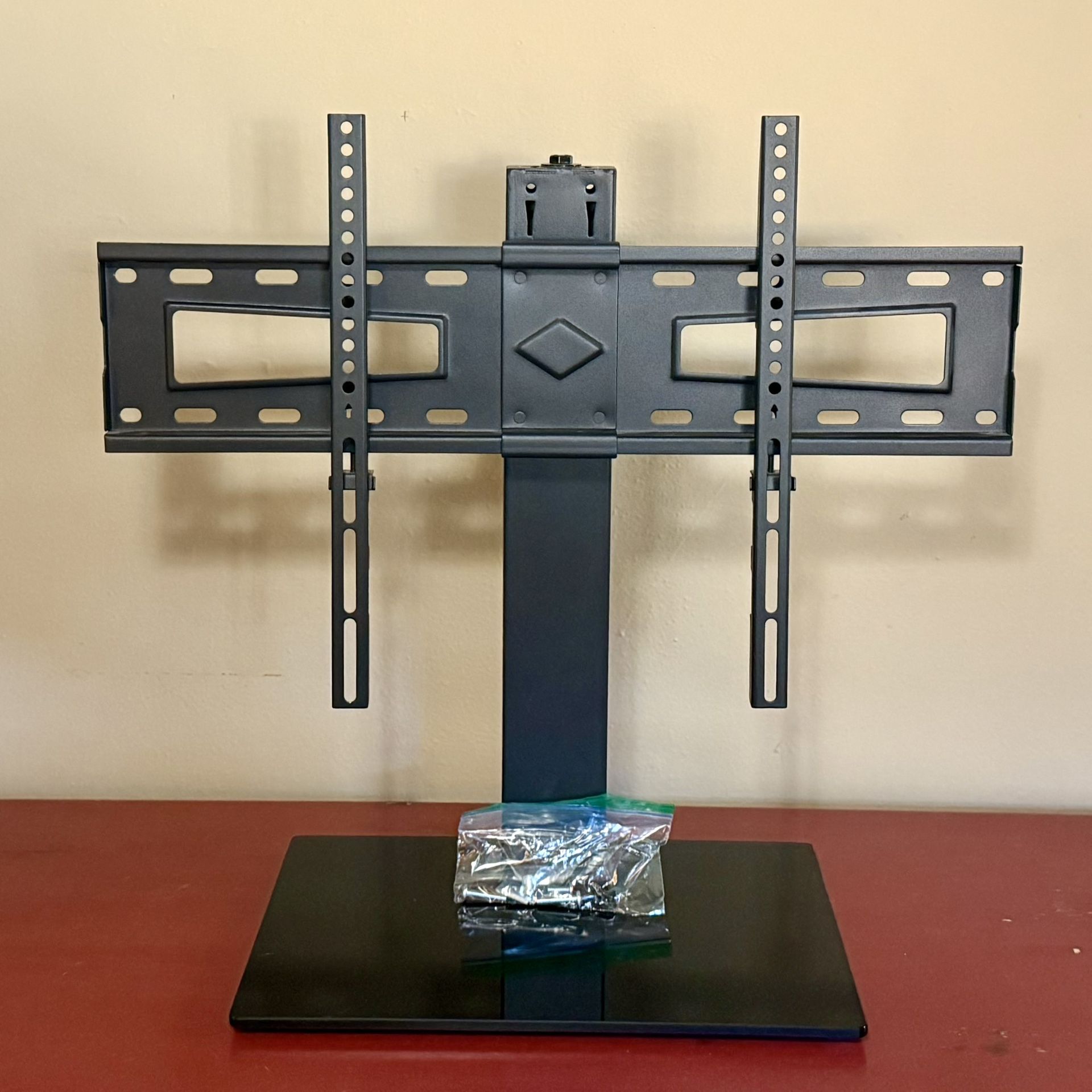 Mountup table top TV stand