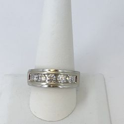 Men’s 10k White Good Diamond Wedding Band Size 11