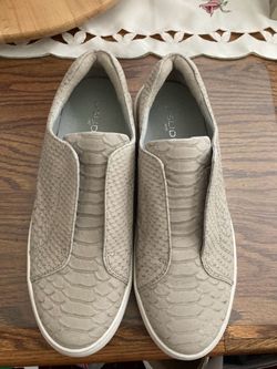 Néw JSlides Slip Ons Beige Suede platform Sneakers Size 7-1/2M