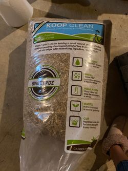 Big bag of coop clean