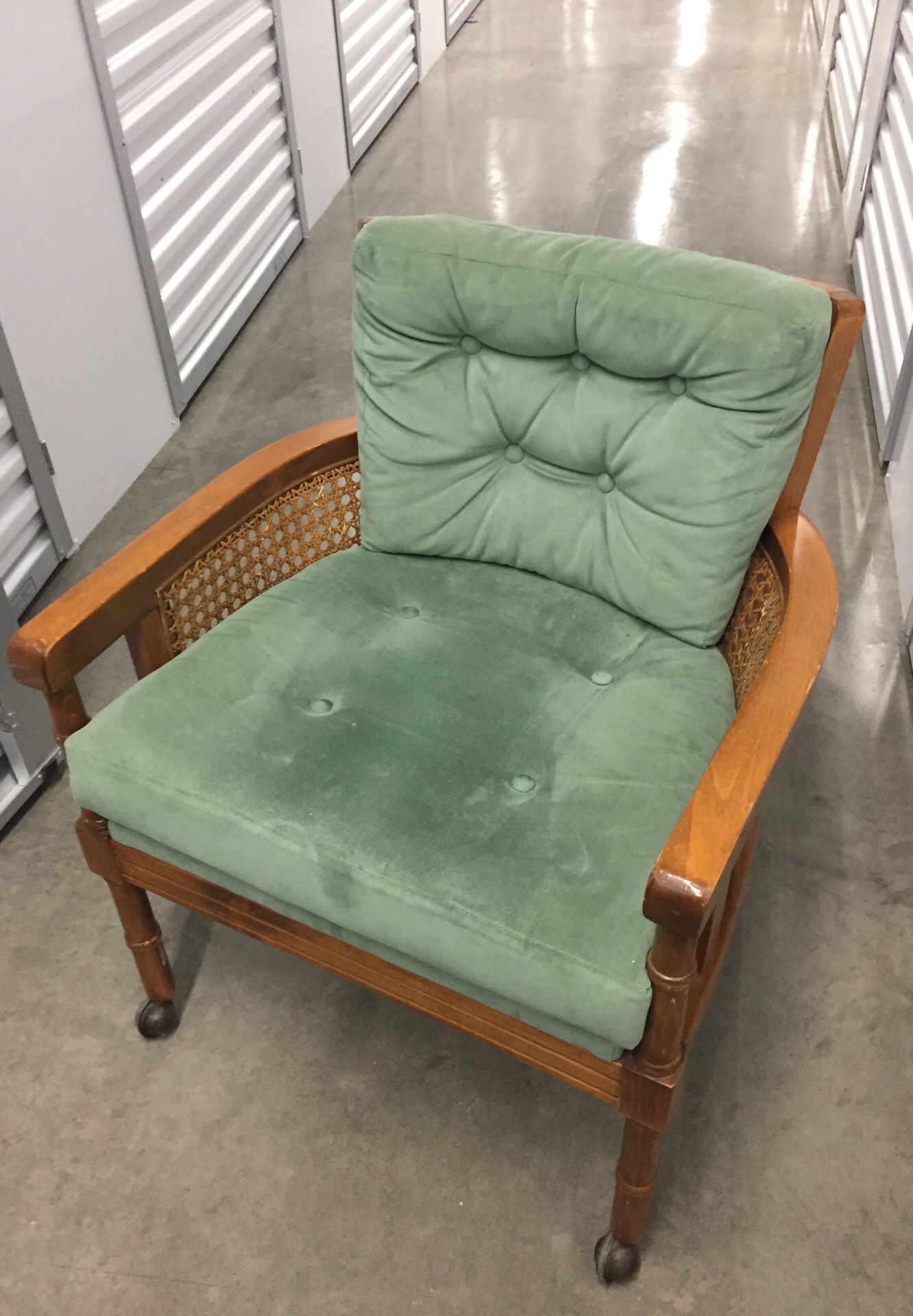 Cushioned green velvet antique rolling chairs in excellent condition (Set of 4)