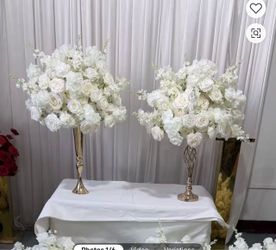 Artificial flower arrangements for centerpieces