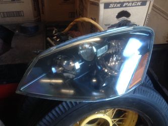 05 Nissan Altima hid left side headlight