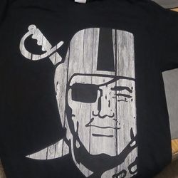Raiders T Shirt Large Brand New Never Worn 