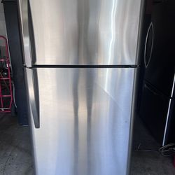 🍦❄️ Very Nice Frigidaire refrigerator stainless 🚛🚚