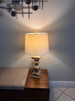 New Table Lamp whit 💡 ( only one )