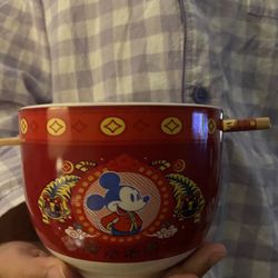 20 oz disney mickey mouse ramen bowl