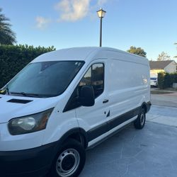 2016 Ford Transit Cargo