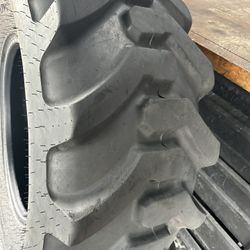 16.9-24 Tractor Tire 