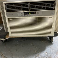 Ac Unit  12000 BTU