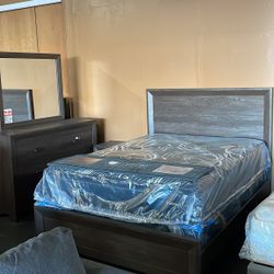 Dark Grey Queen Bedroom Set 