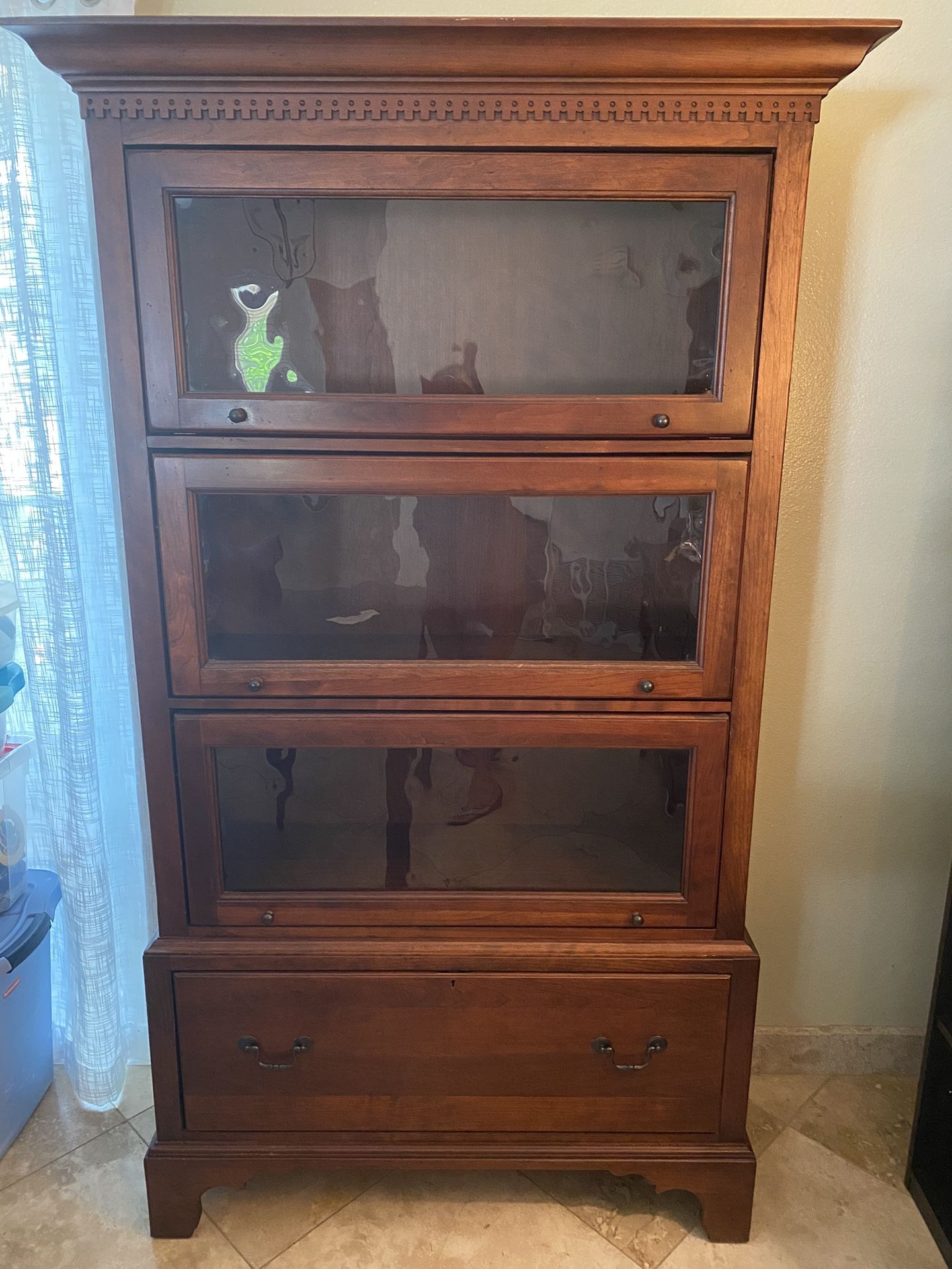 Bookcase Lexington “bob Timberlake “ Barrister Bookcase