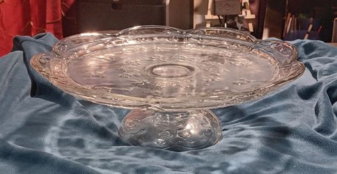 12" GLASS PEDESTAL CAKE PLATE