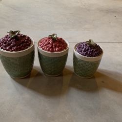 Pfaltzgrajj Canister Set From The Jam berry Collection