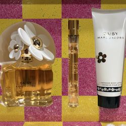 Marc Jacobs Daisy 🌼 Perfume Set