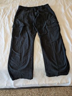 Men's  black Wrangler cargo pants 34/30