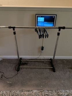Adjustable Garment Rack