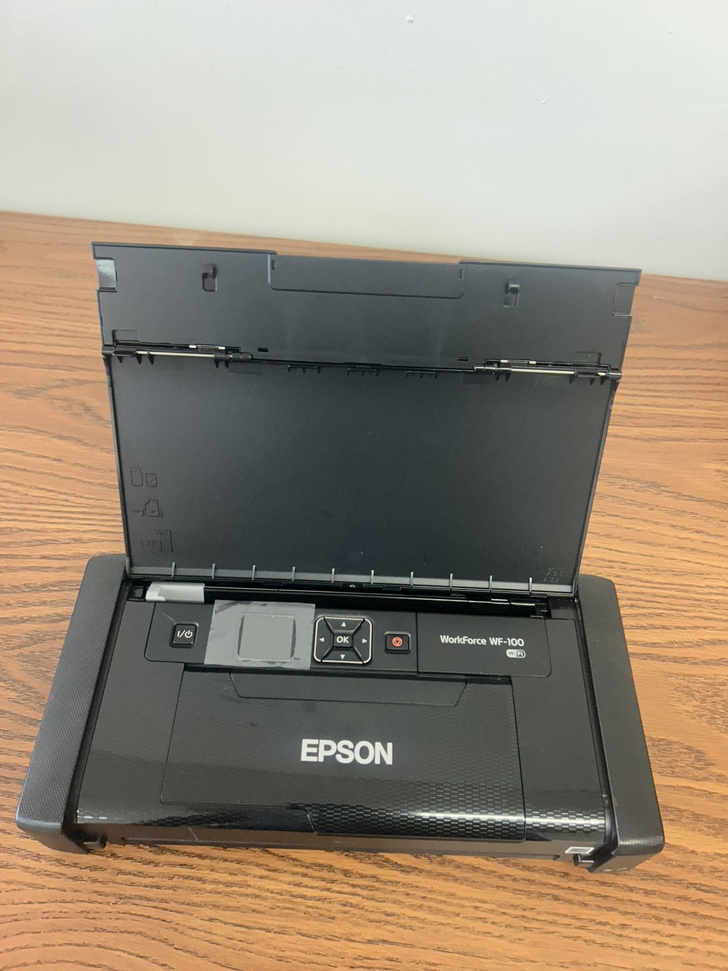 Epson WorkForce WF-100 Wireless Portable Printer – WITH Charger