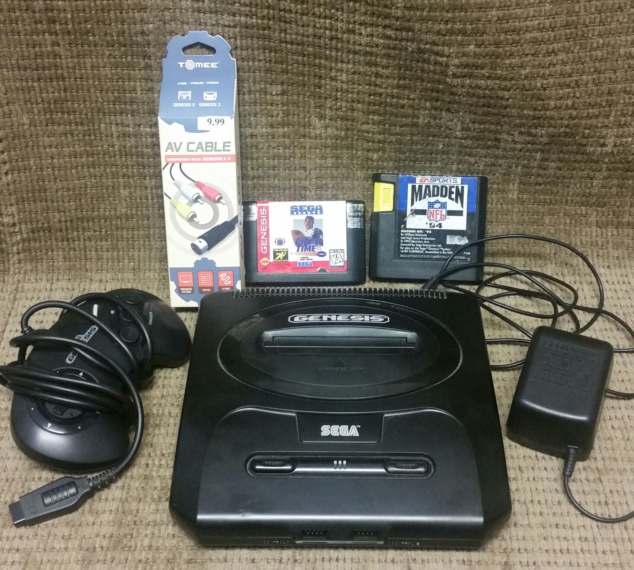 Sega Genesis 16 bit console MK-1631