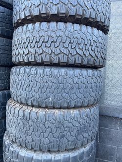 Vendo 275/55/R20 las 4 llantas Bfgoodrich por $200