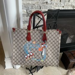 Handbag 