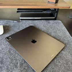 iPad 13 Pro Max M5 Chip 2025