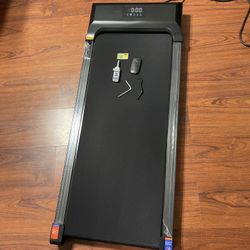 New Sienfix Walking Pad Under Desk Treadmill 2 in 1 Treadmills, Portable Walking Treadmill Installation-Free 2.5HP for Home/Office, 265lbs Max Weight 