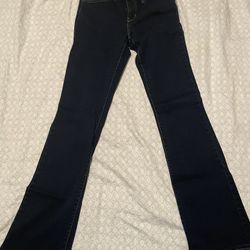 Women’s Levi Jeans Size 28