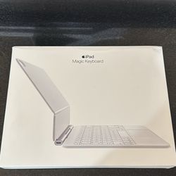 Brand New UNOPENED Apple Magic Keyboard IPad 11”