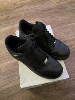 Black af1 shoes