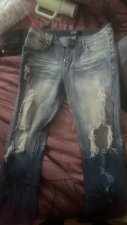 Amiri Jeans