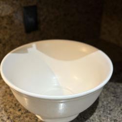 Bee & Willow Ceramic Fruit Bowl – Elegant White Finish