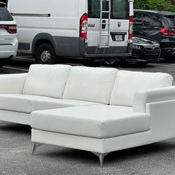 Sectional Couch/Sofa - White - Faux Leather - Delivery Available 🚛