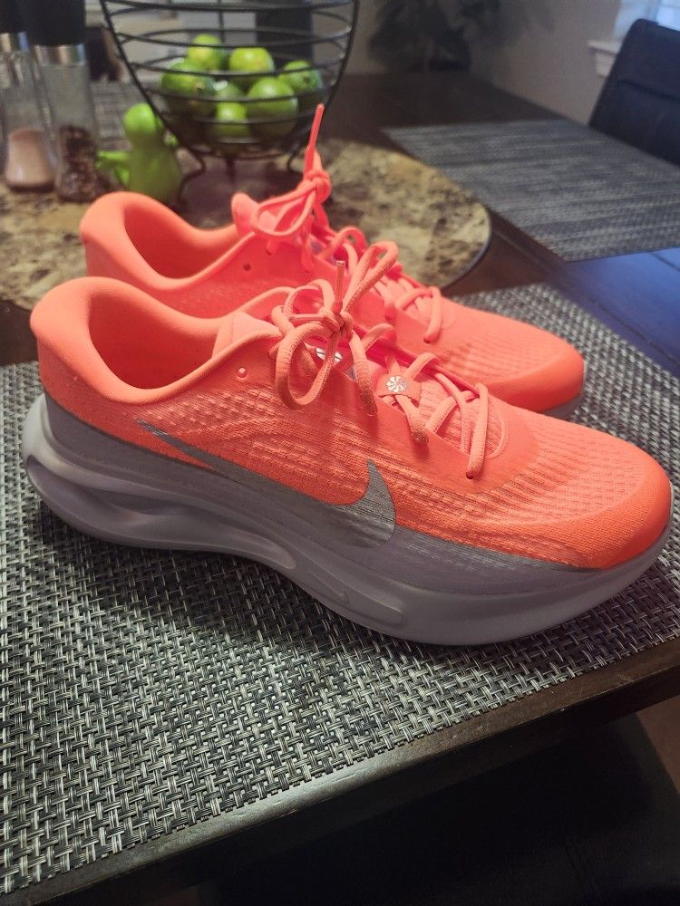 NIKE JOURNEY RUN PRM 