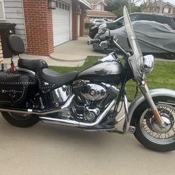 2003 Harley Davidson anniversary edition Heritage soft tail gold key