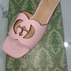 Fashion Sandals 🩷✨💲