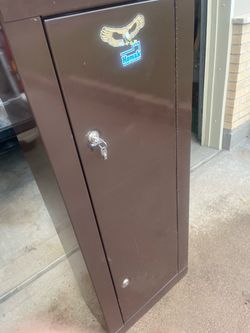 Gun cabinet