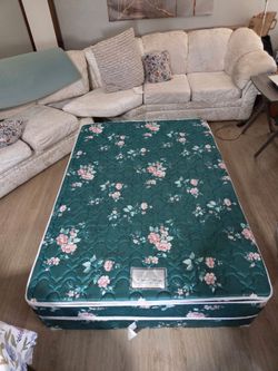 King size mattress and boxspring