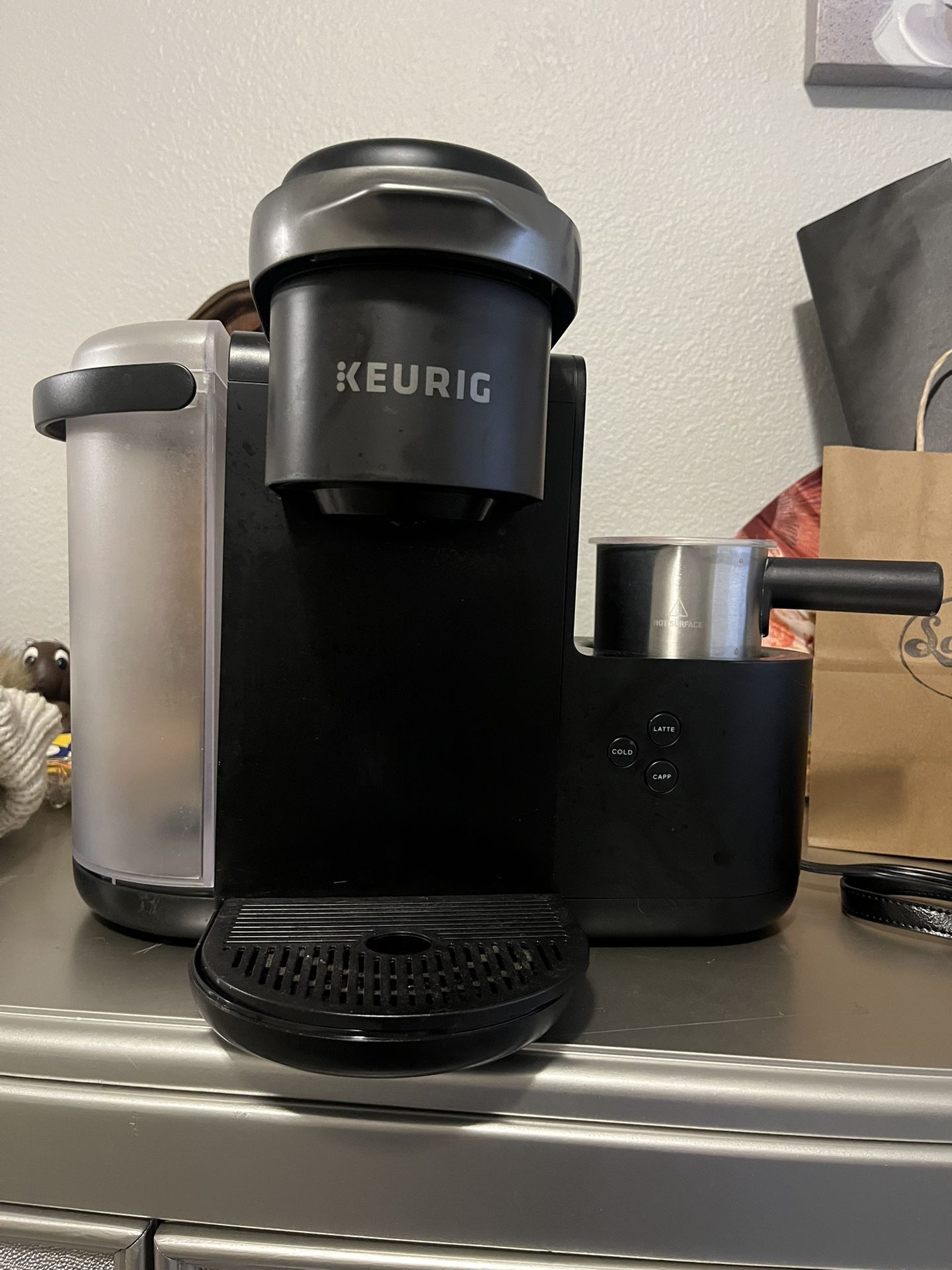 Keurig With Frother And Kcups