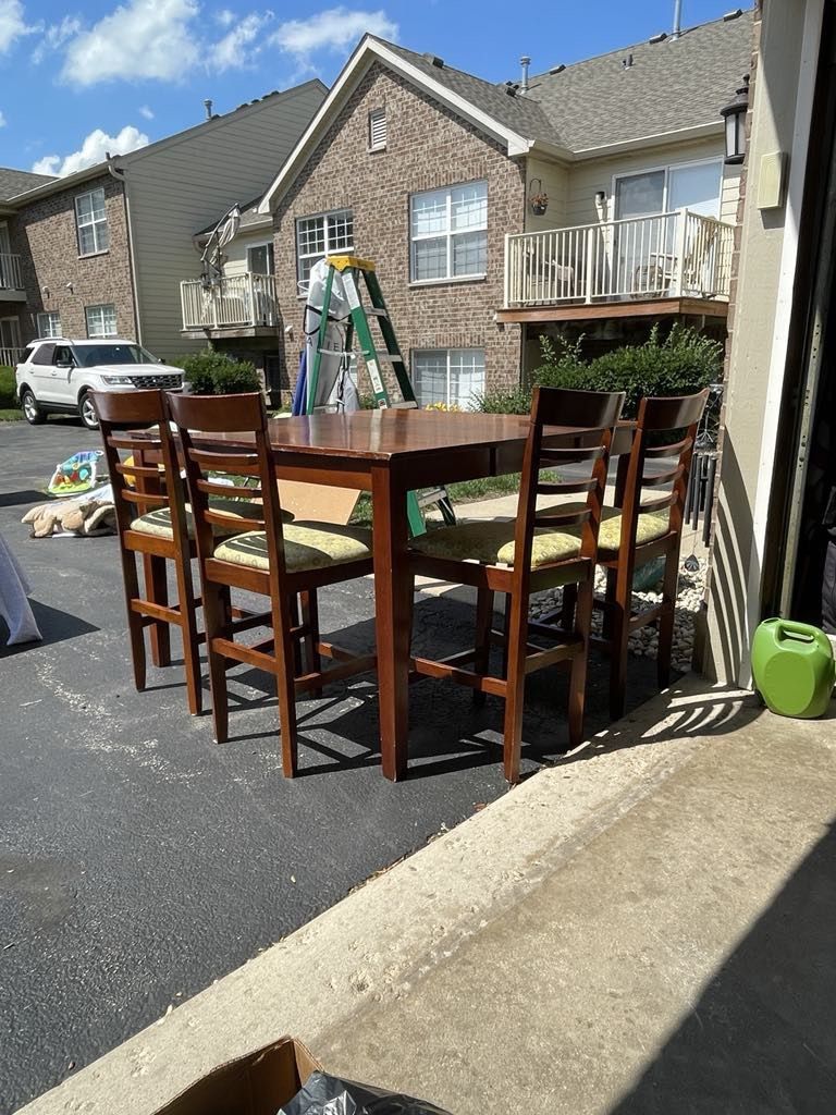 High Top Table and chairs