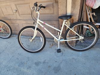 Womans Vintage Schwinn Bicycle