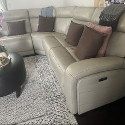 Sectional Sofa 